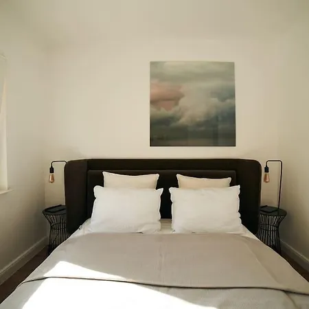 Ultracentral Two Rooms Apartment In Bucharest-3